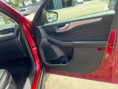 2022 Ford Escape SEL