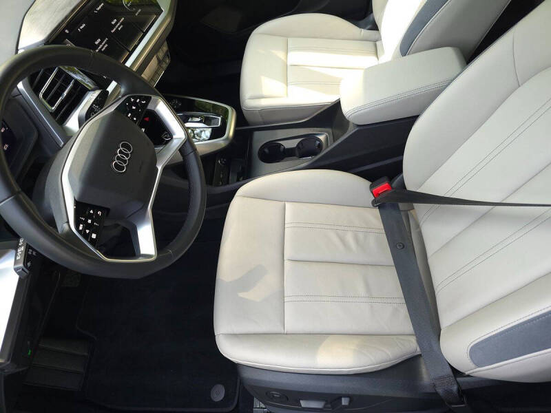 2023 Audi Q4 e-tron quattro Premium 50