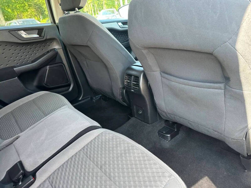 2020 Ford Escape SE