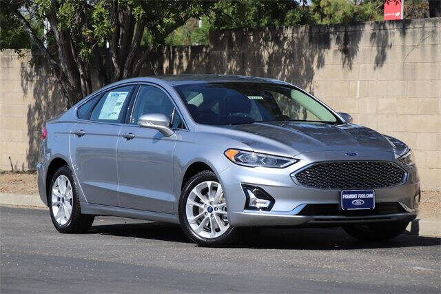 2020 Ford Fusion Energi Titanium