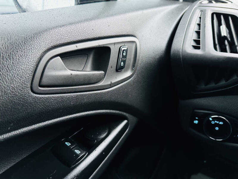 2017 Ford Transit Connect XL