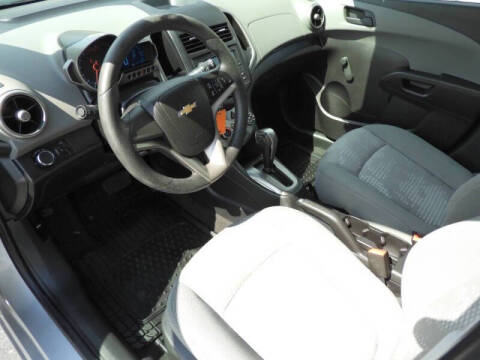 2016 Chevrolet Sonic LS Auto