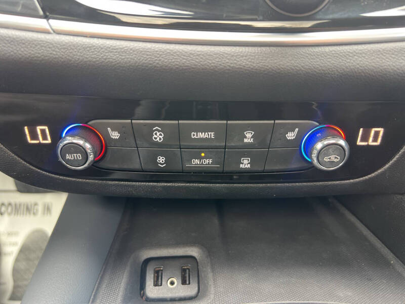 2018 Buick Enclave Essence