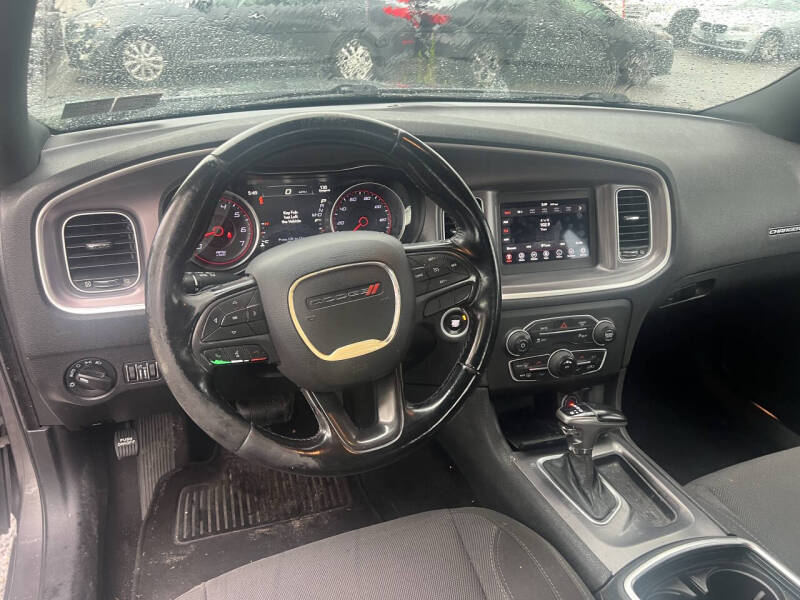 2019 Dodge Charger SXT