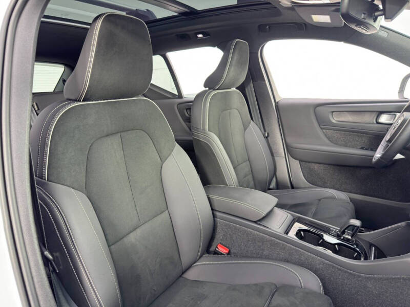 2024 Volvo XC40 Recharge Twin Plus