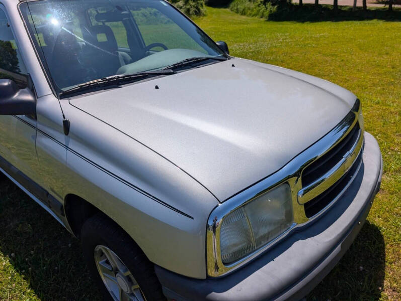2004 Chevrolet Tracker