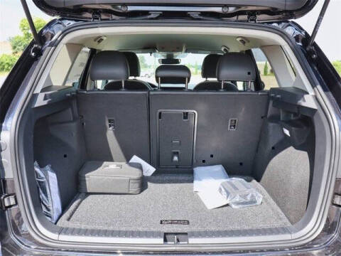 2025 Volkswagen Taos SE 4Motion