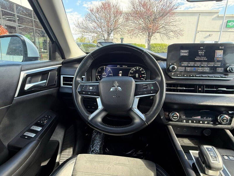 2024 Mitsubishi Outlander PHEV