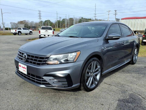 2018 Volkswagen Passat 2.0T R-Line