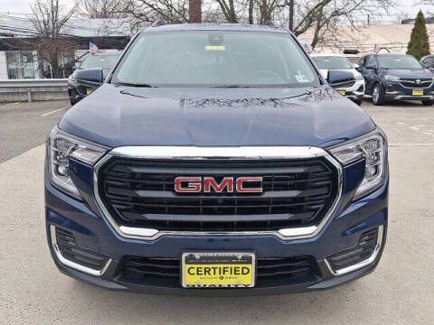 2022 GMC Terrain SLE