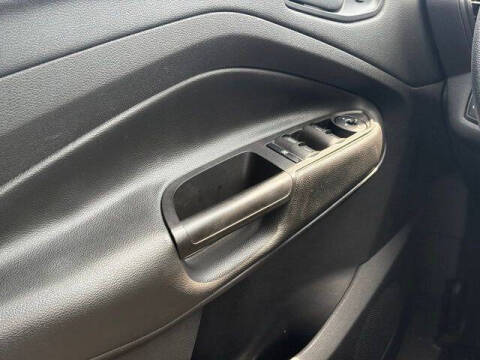 2016 Ford Escape S