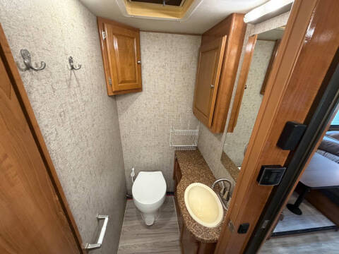 2018 Coachmen RV Leprechaun 319MB