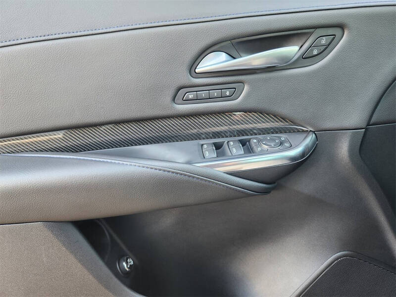 2025 Cadillac XT4 Sport