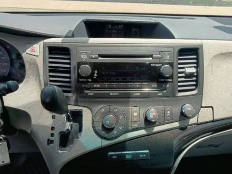 2011 Toyota Sienna