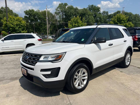 2016 Ford Explorer for sale at Azteca Auto Sales LLC in Des Moines IA