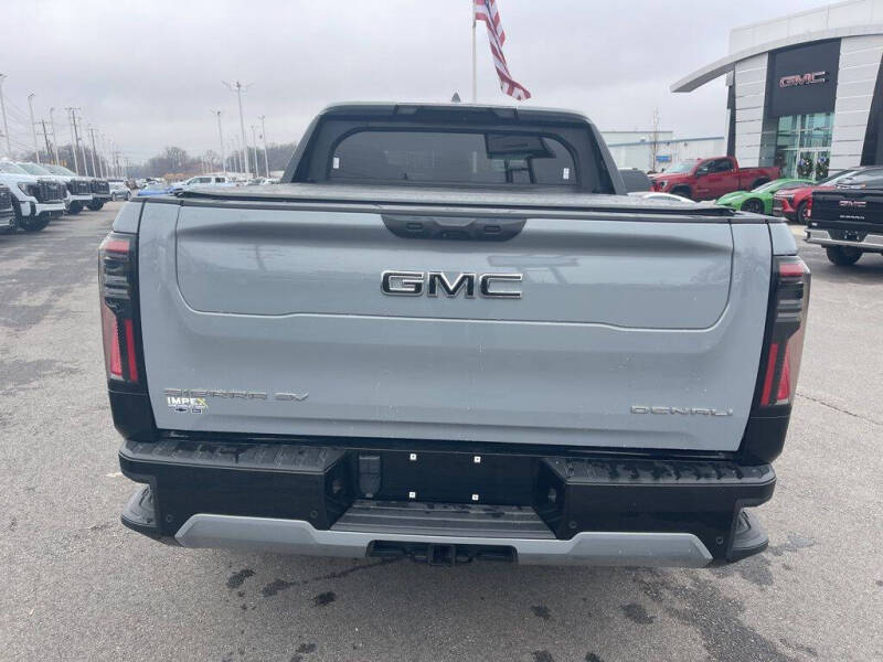 2024 GMC Sierra EV Denali Edition 1