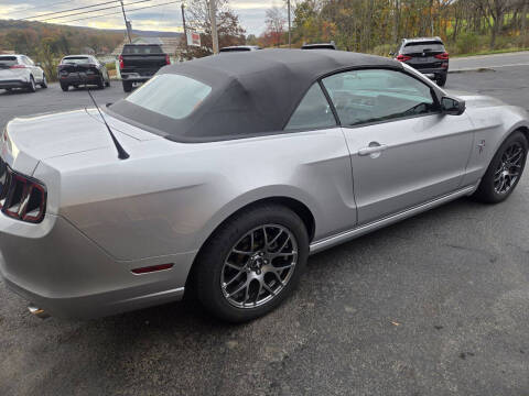 2013 Ford Mustang V6