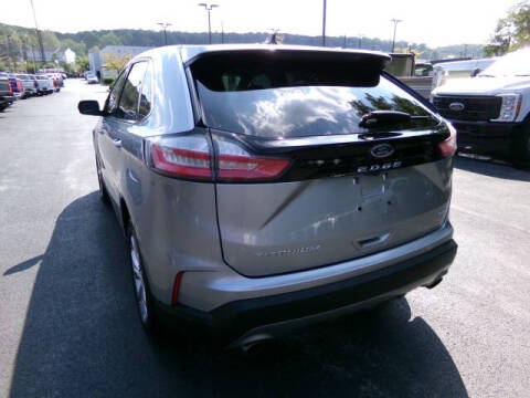 2023 Ford Edge Titanium
