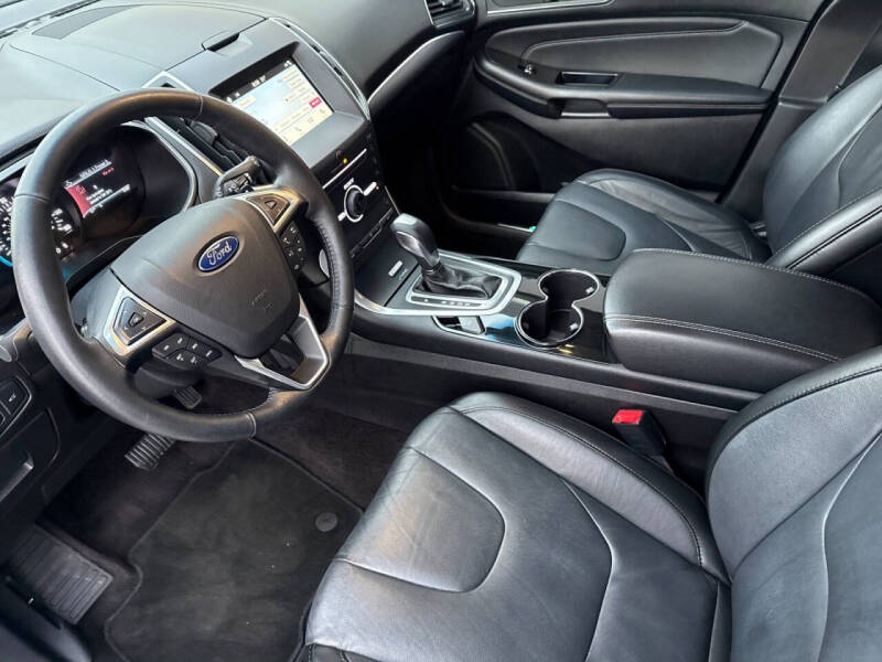 2016 Ford Edge Titanium