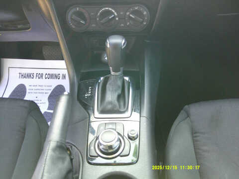 2015 Mazda MAZDA3 i Sport