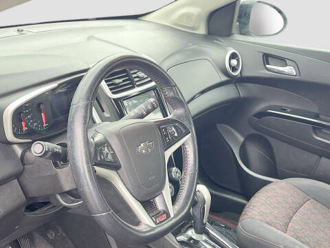 2018 Chevrolet Sonic LT Auto
