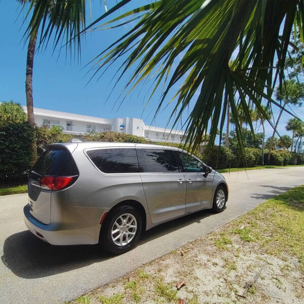 2017 Chrysler Pacifica LX
