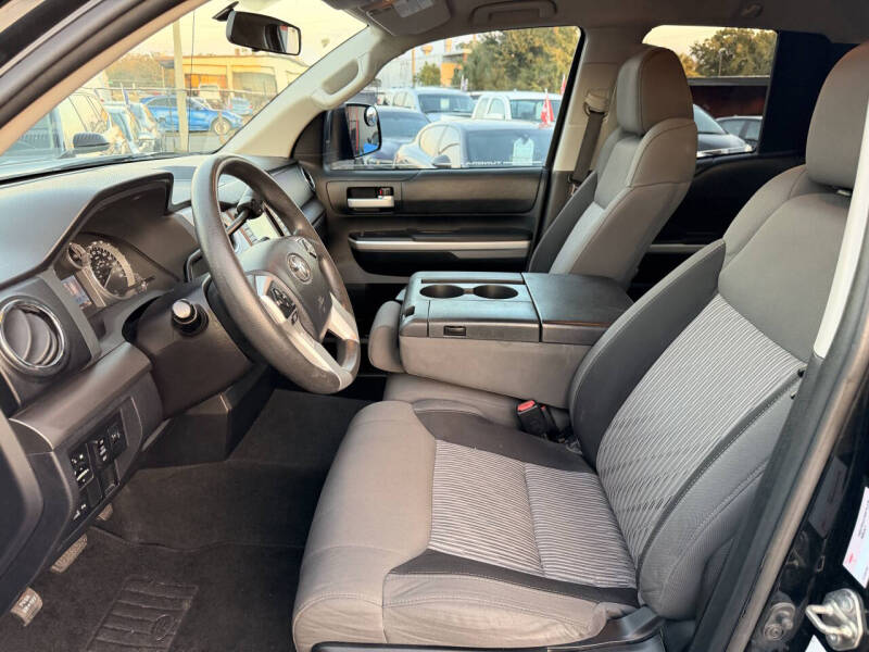 2016 Toyota Tundra SR5