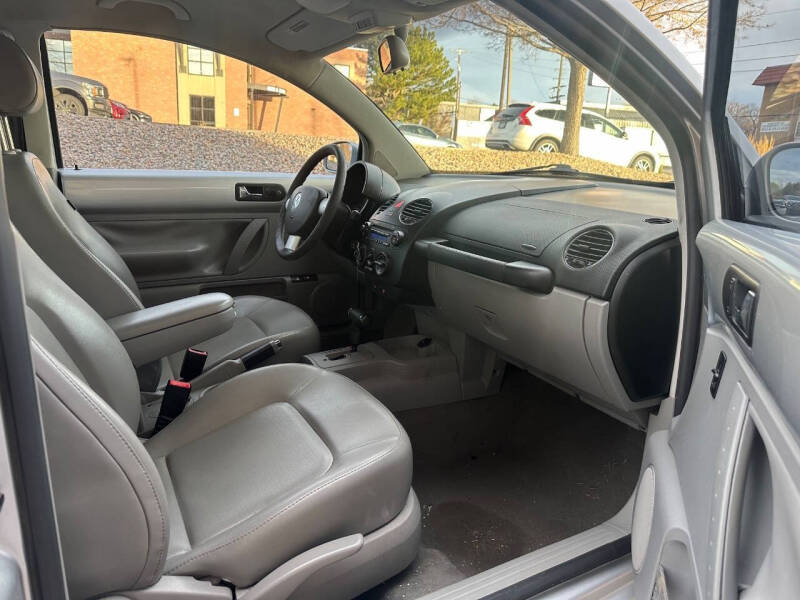 2007 Volkswagen New Beetle 2.5