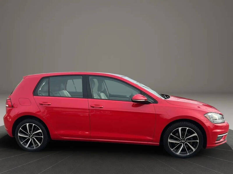 2019 Volkswagen Golf