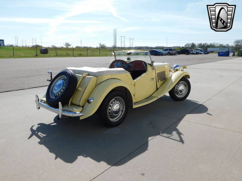 1954 MG TD