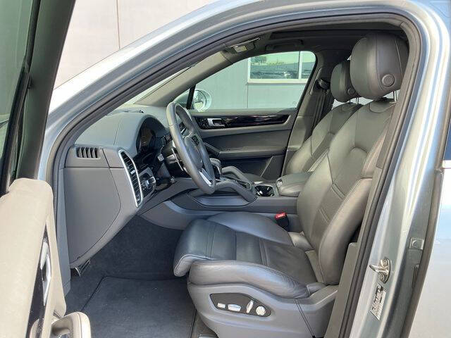 2020 Porsche Cayenne S
