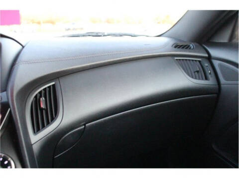 2013 Hyundai Genesis Coupe 2.0T Premium