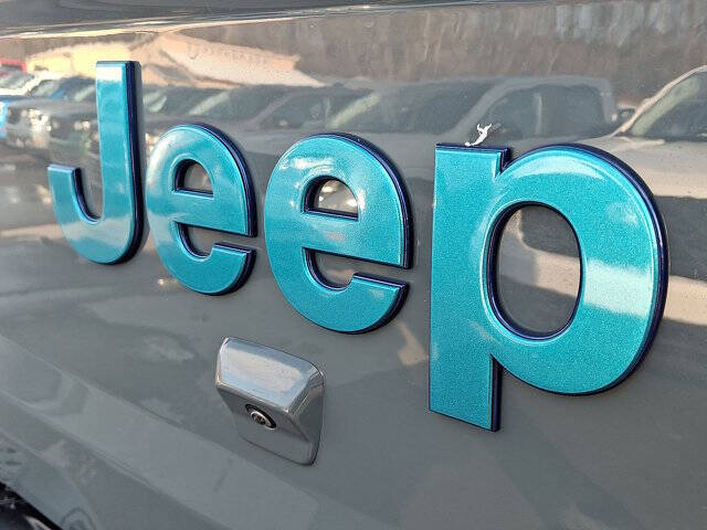 2024 Jeep Gladiator Willys