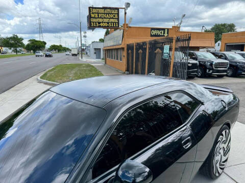 2016 Dodge Challenger 392 HEMI Scat Pack Shaker