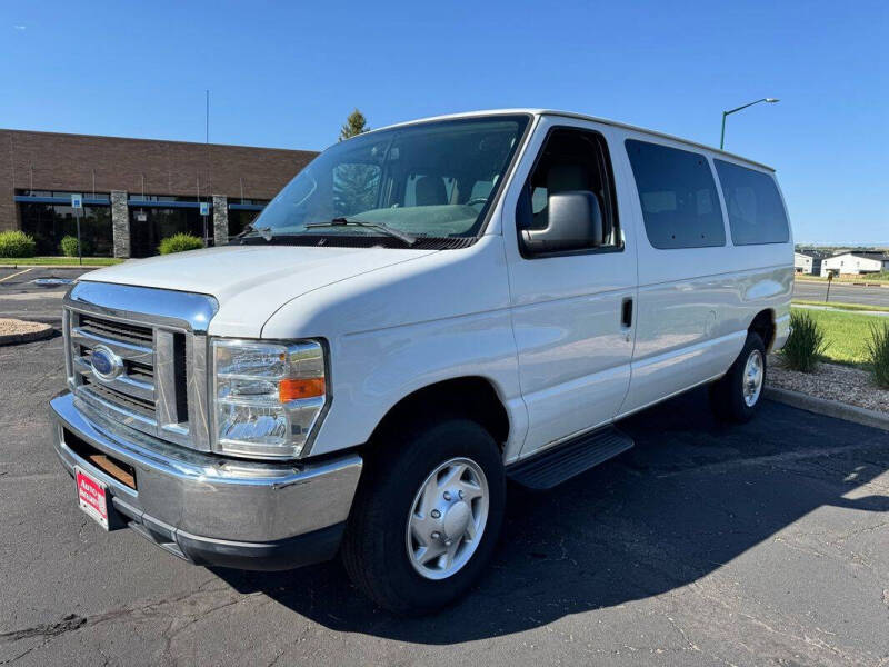 2013 Ford E-Series E-350 SD XLT