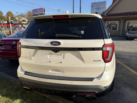 2016 Ford Explorer Sport