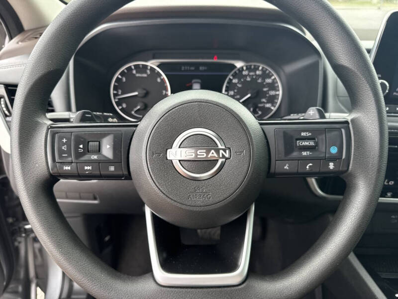 2022 Nissan Rogue SV