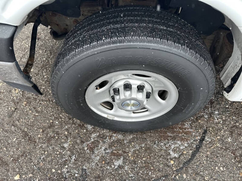 2021 Chevrolet Express 2500