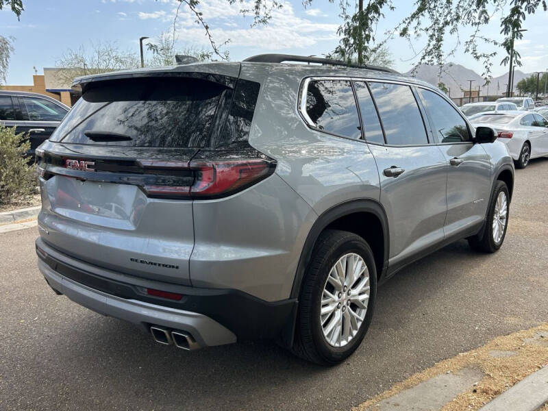 2025 GMC Acadia Elevation