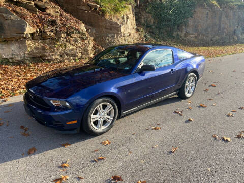 2012 Ford Mustang for sale at Bogie's Motors in Saint Louis MO