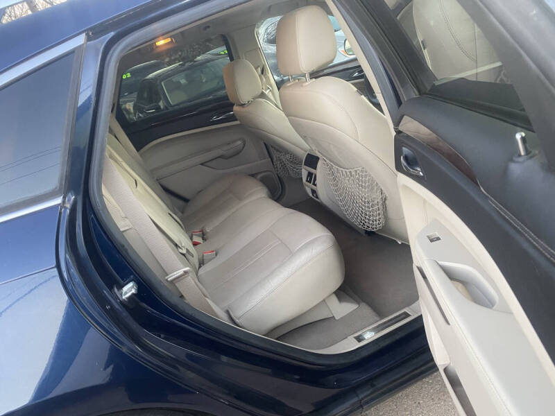 2011 Cadillac SRX Luxury Collection