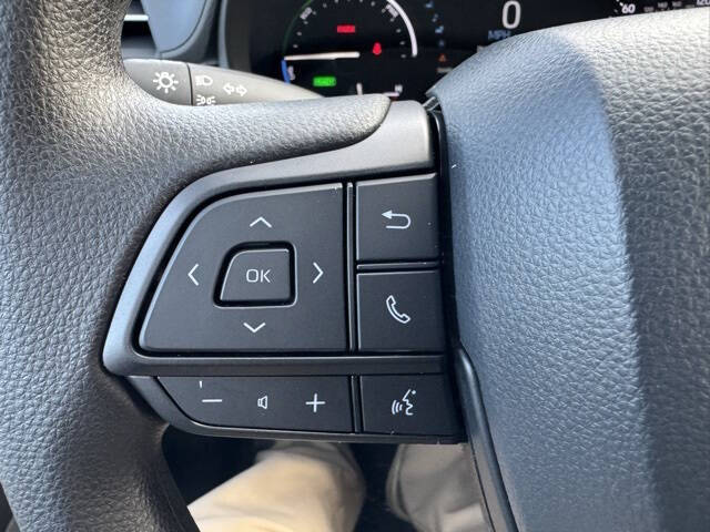 2026 Toyota Sienna LE 8-Passenger