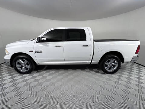 2015 RAM 1500 SLT