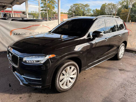 2018 Volvo XC90 T6 Momentum