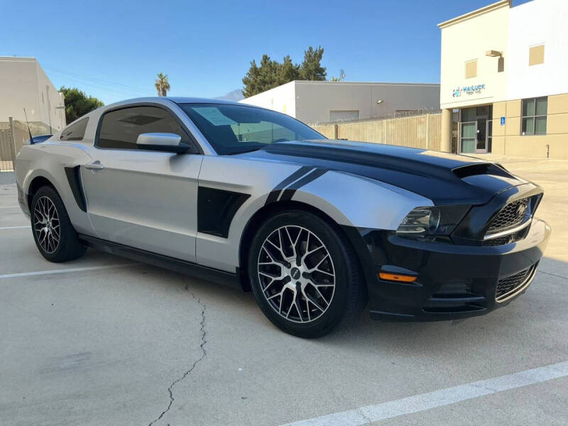 2014 Ford Mustang V6