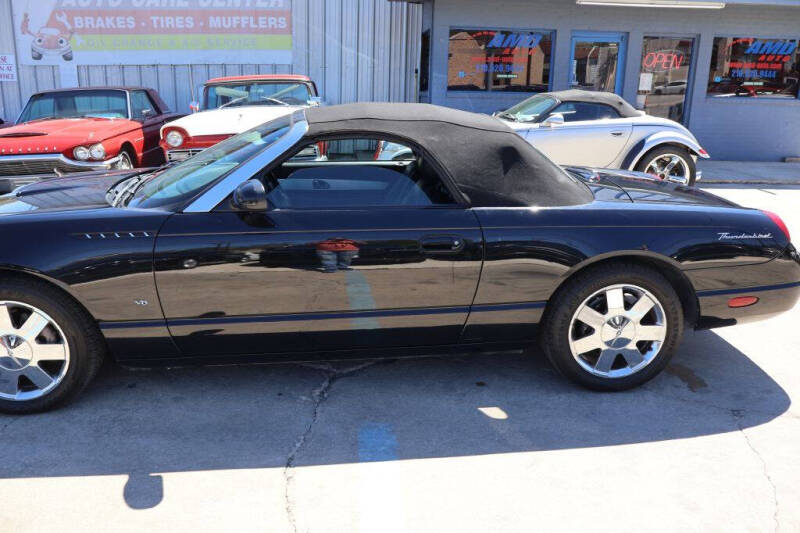 2003 Ford Thunderbird Deluxe