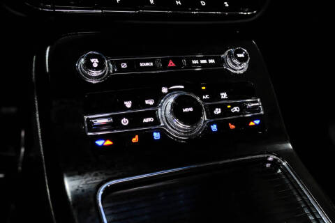 2021 Lincoln Nautilus Reserve