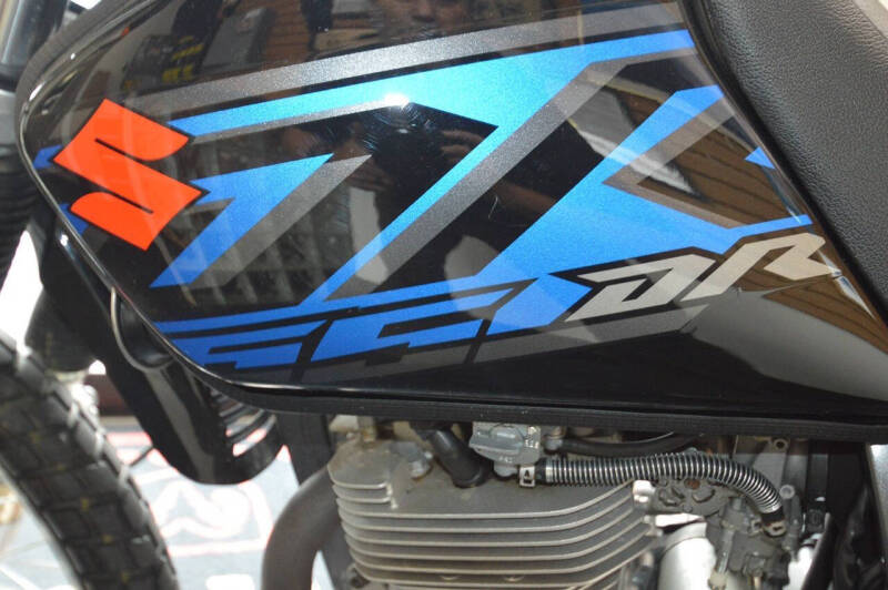 2017 Suzuki DR650SE