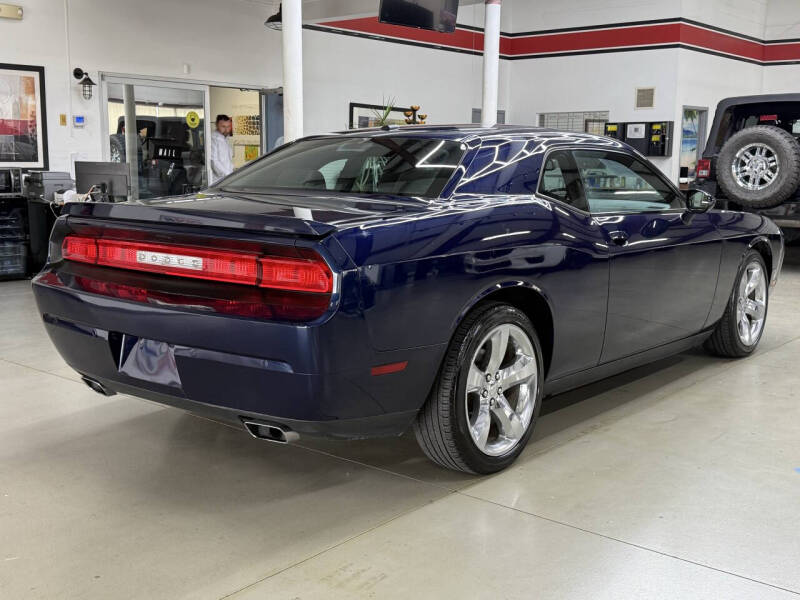 2013 Dodge Challenger SXT
