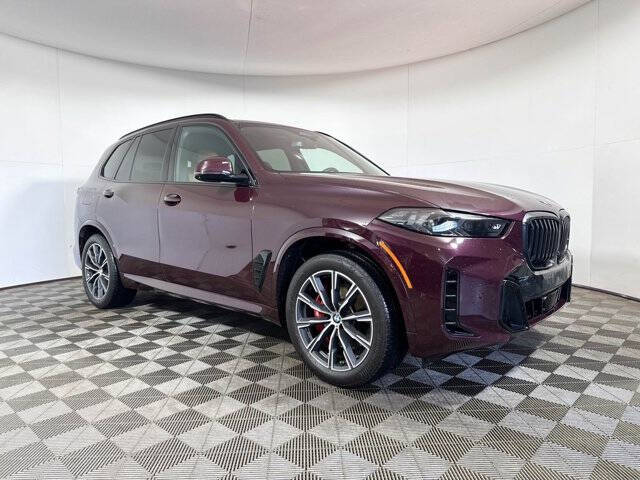 Used 2024 BMW X5 40i with VIN 5UX23EU0XR9T96999 for sale in Schererville, IN